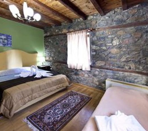 Chalet Lithos