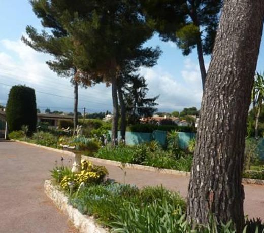 VILLA LA PINEDE