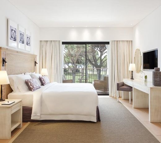 Pine Cliffs Ocean Suites, a Luxury Collection Resort & Spa, Algarve