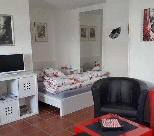 BERGSTRASSE HOMESTAY