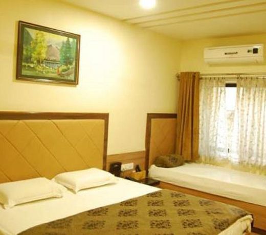 Hotel  Savera Palace