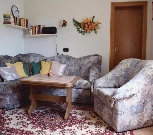 Stunning apartment in Untergriesbach with 3 Bedrooms and WiFi