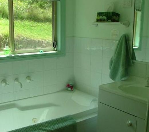 Peacehaven Country Cottages & Farmstay