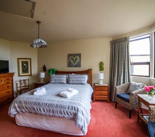 Oamaru House Bed and Breakfast