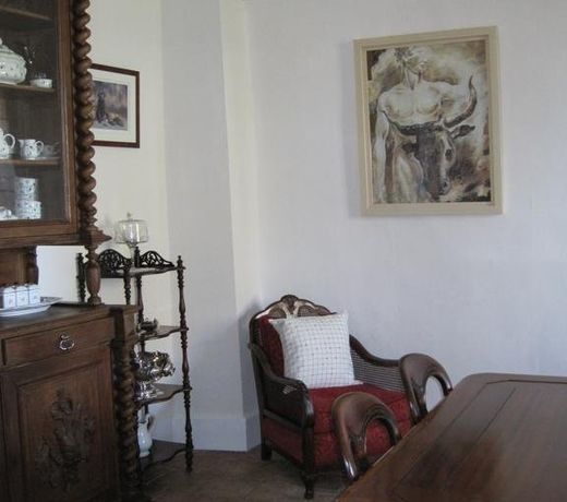 Chateau La Roussille