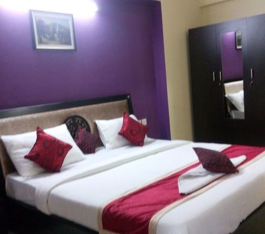 Rishon Suite