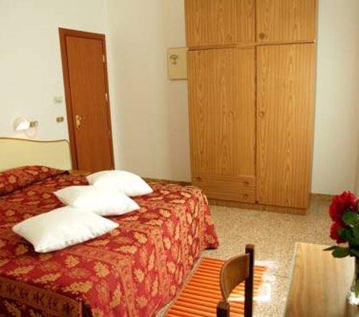Hotel Lorena
