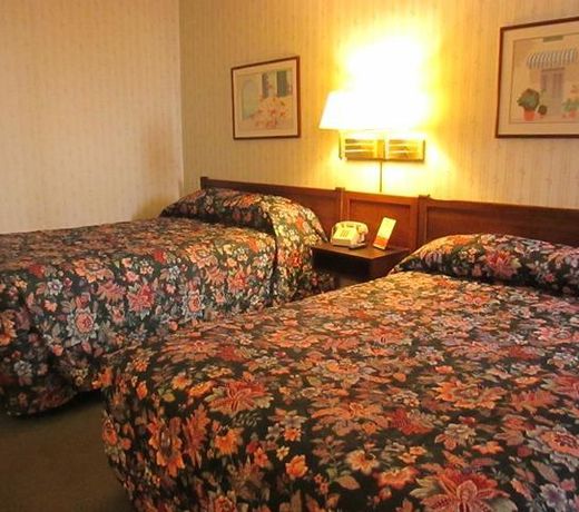 Red Carpet Inn Fanta Suites Hotel