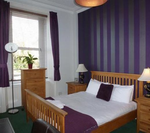 Inn At The Park Hotel