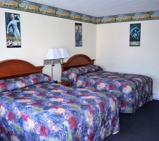 Stratford Suburban Motel