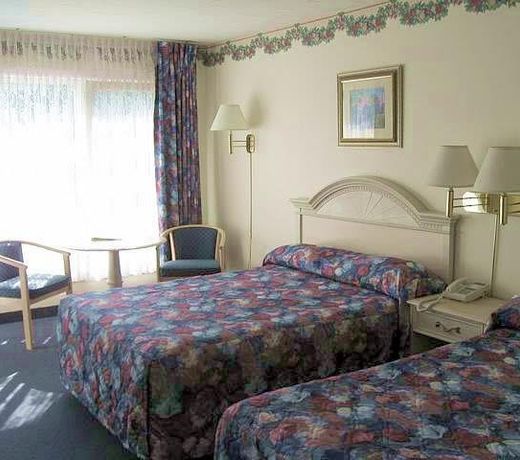 Stratford Suburban Motel