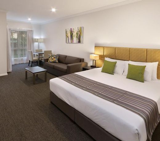 Best Western Plus Bolton on the Park