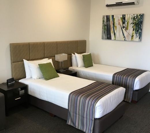 Best Western Plus Bolton on the Park
