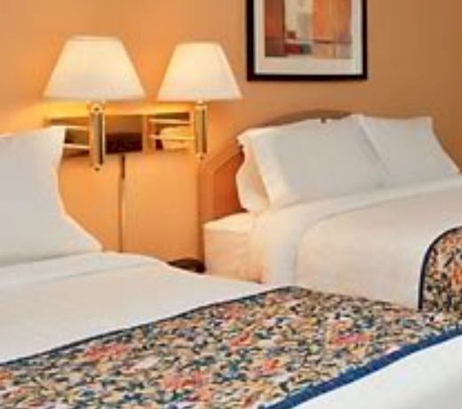 Island Breeze Motel