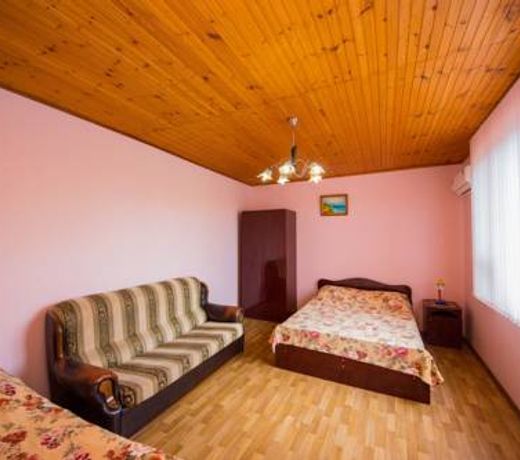 Guest House on Chernomorskaya Ulitsa