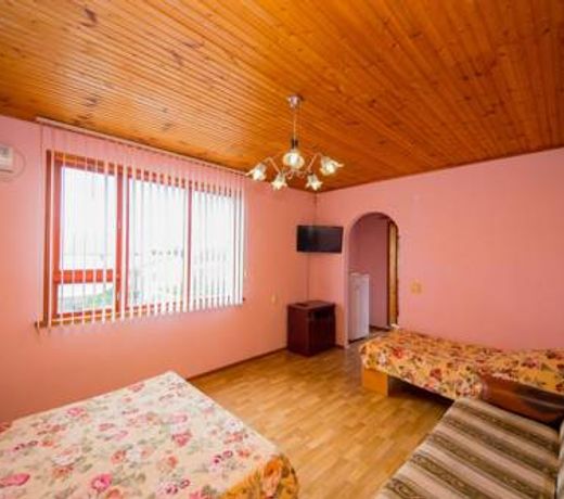 Guest House on Chernomorskaya Ulitsa