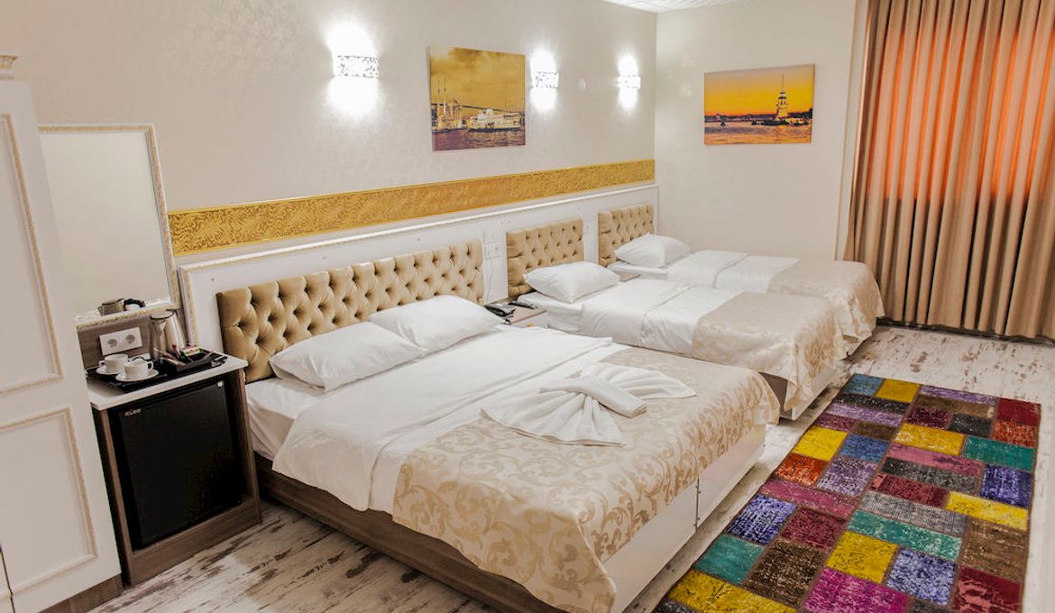 White Palace Hotel