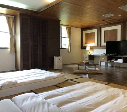 Fenchihu Hotel