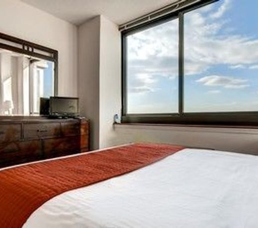 Global Luxury Suites at Raritan