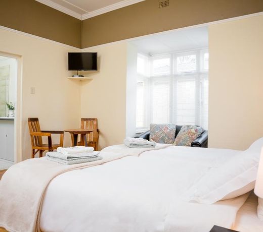 6 on Kloof Guest House