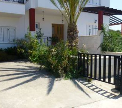 Papas Villas