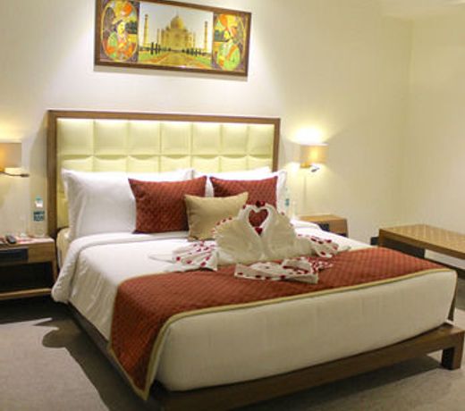 Ramada Plaza By Wyndham Agra