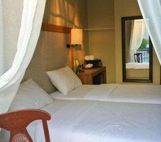 Little Nyonya Hotel
