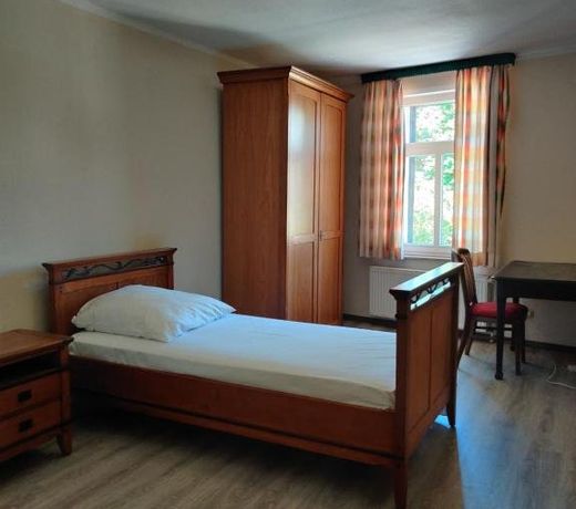 Laddu Gopal Hotel and Restaurant