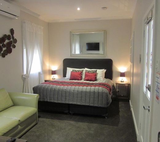 Bridgetown Valley Lodge