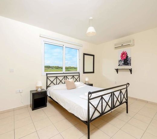 Helen Apartment