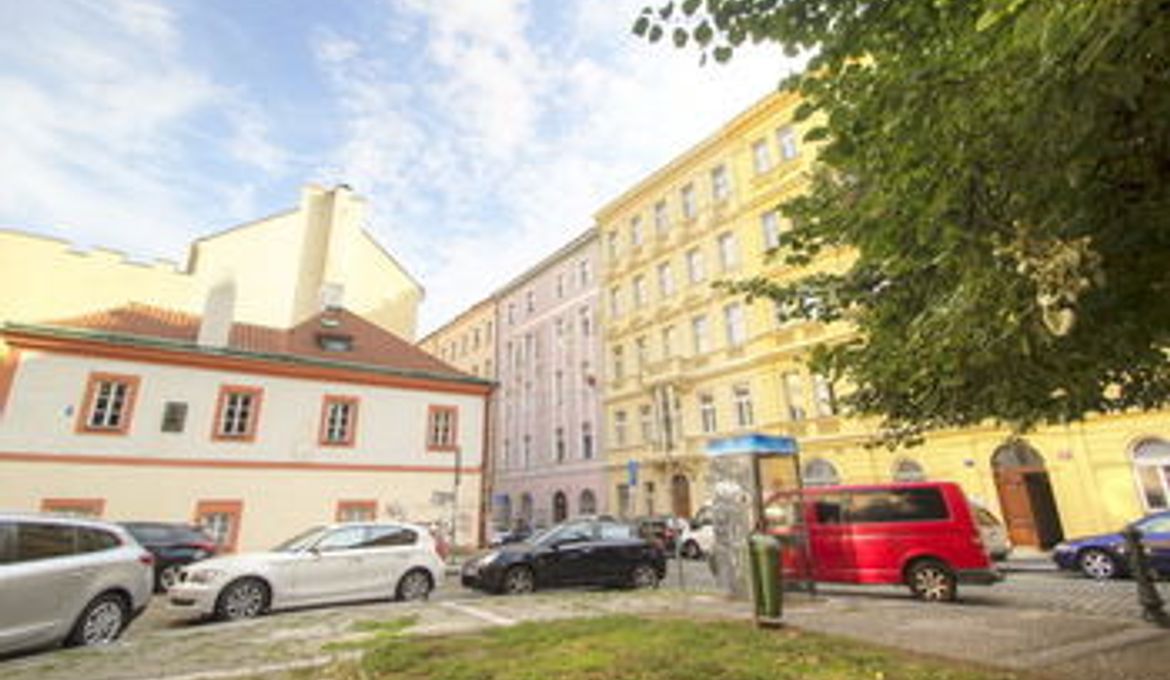 Апартаменты Centrum Apartments Pstrossova