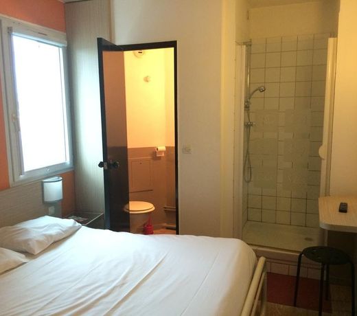Fasthotel Montereau - Esmans