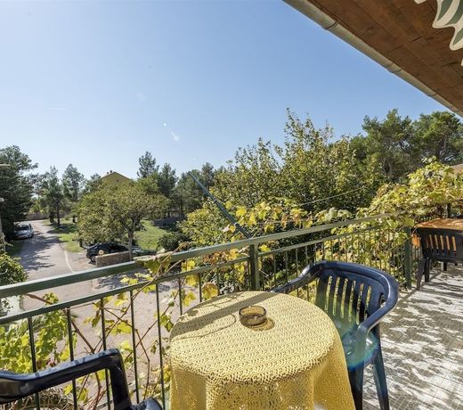 Apartments Velebit - 130m to sea