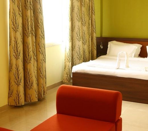 COUNTRY CLUB HOSPITALITIES & HOLIDAYS