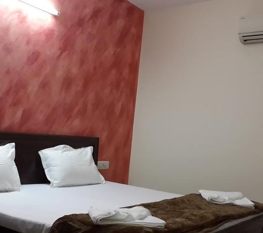 OYO 6366 Hotel Sangam 45