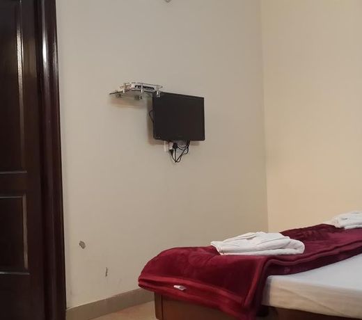 OYO 6366 Hotel Sangam 45