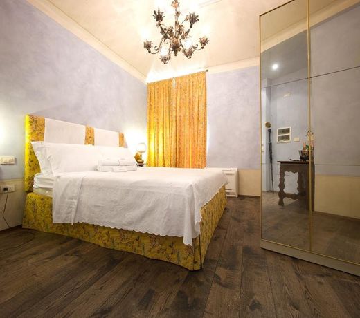 Palazzo Castiglioni Luxury Suites