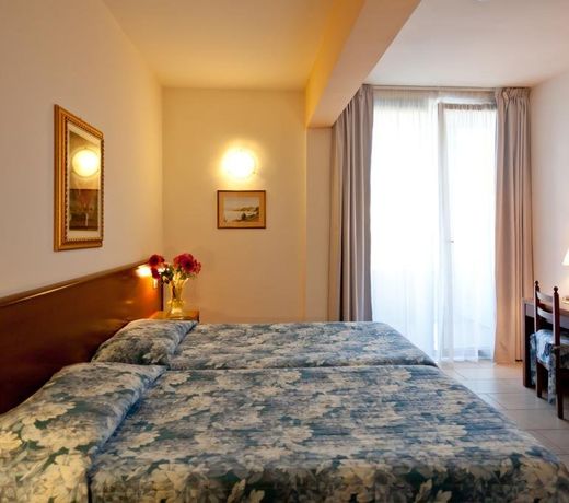 Hotel Idania