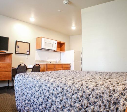 WoodSpring Suites Fredericksburg