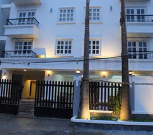 Pearl Service Apartment