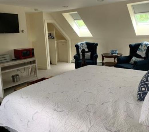 The Tern Inn Bed & Breakfast and Cottages