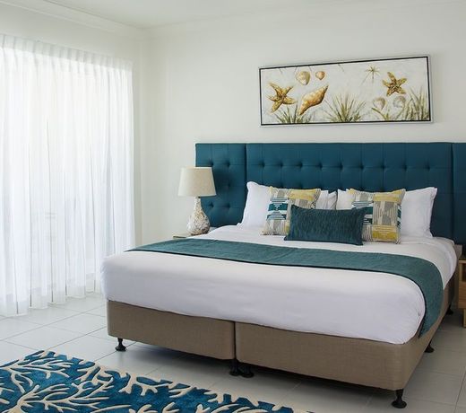 1770 Lagoons Central Apartment Resort
