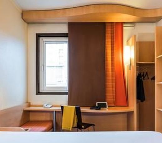 ibis Paris Pont de Suresnes Longchamp