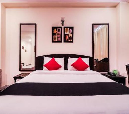 Collection O 353 Hotel Four Boutique