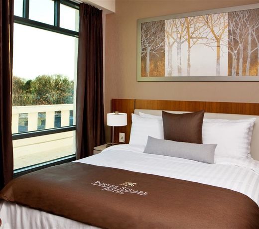 Porter Square Hotel