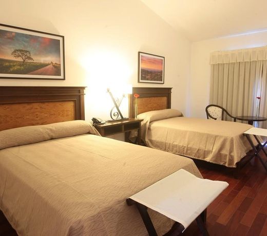 Nawan Resort Serrano