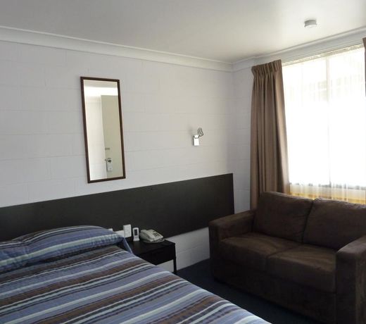 Mandalay Motel