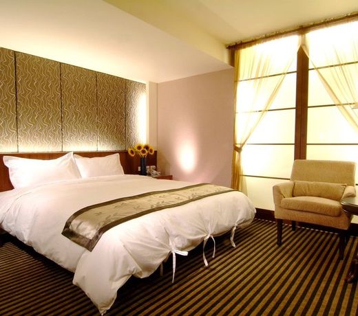 Tapeng Bay Holiday Hotel