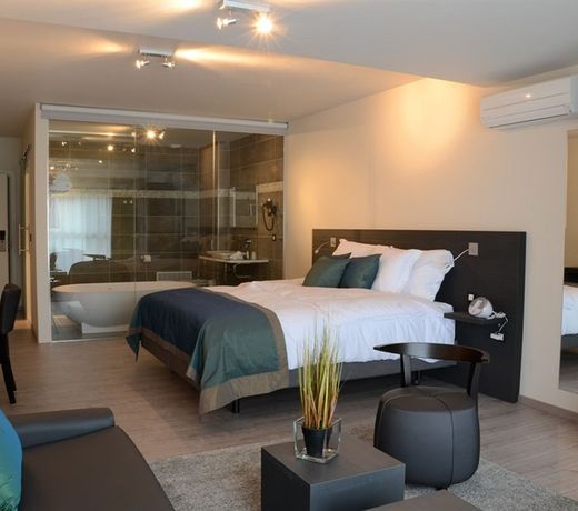 Abalona Hotel & Apartments