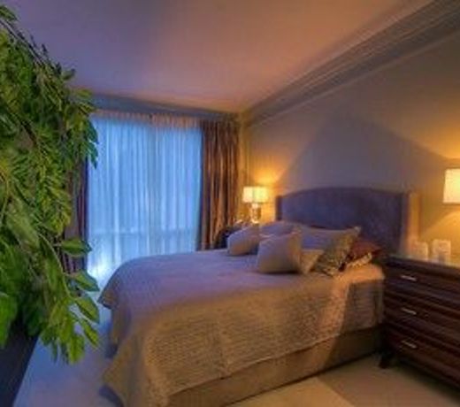 Sky Suites Yorkville